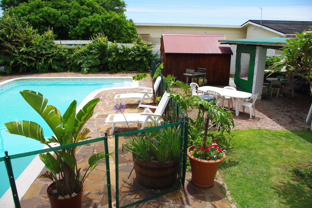 Aqua Marine Guest House Port Elizabeth Ngoại thất bức ảnh