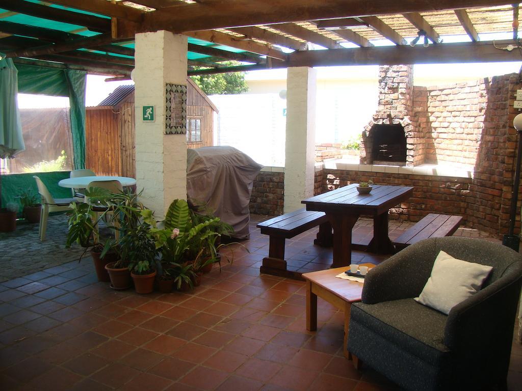 Aqua Marine Guest House Port Elizabeth Ngoại thất bức ảnh