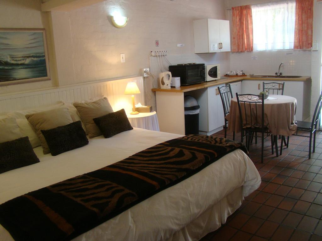 Aqua Marine Guest House Port Elizabeth Phòng bức ảnh