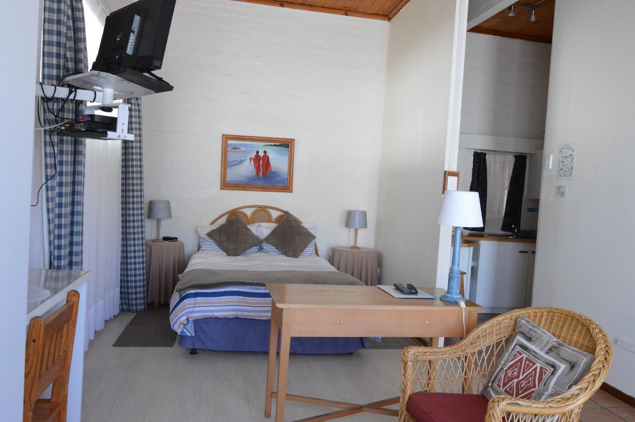 Aqua Marine Guest House Port Elizabeth Ngoại thất bức ảnh